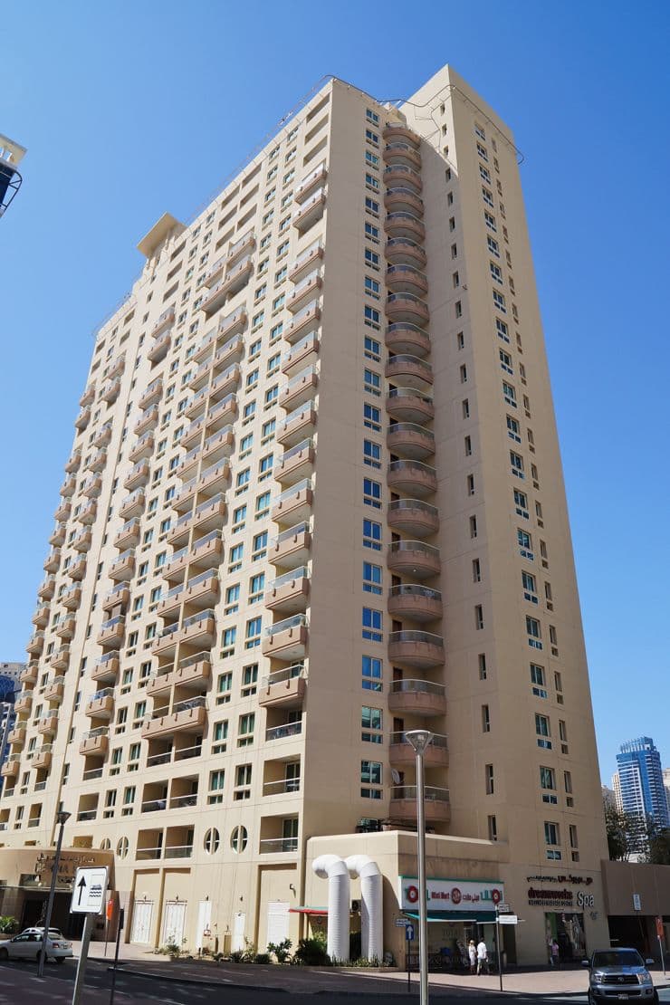 Only 650 in Marina Sail Tower