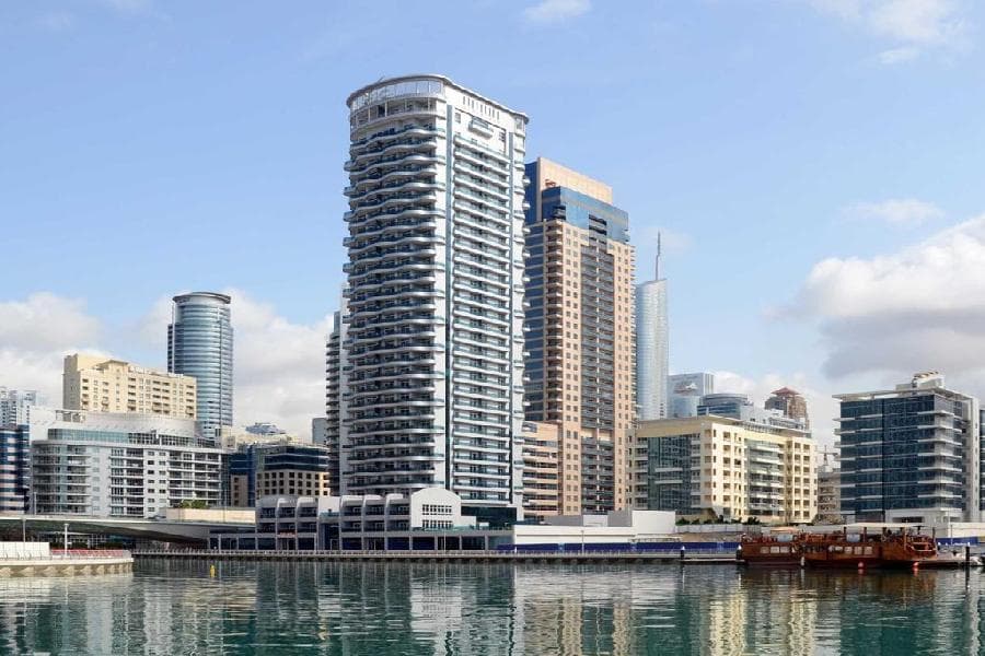 Monthly parking in Dubai Marina