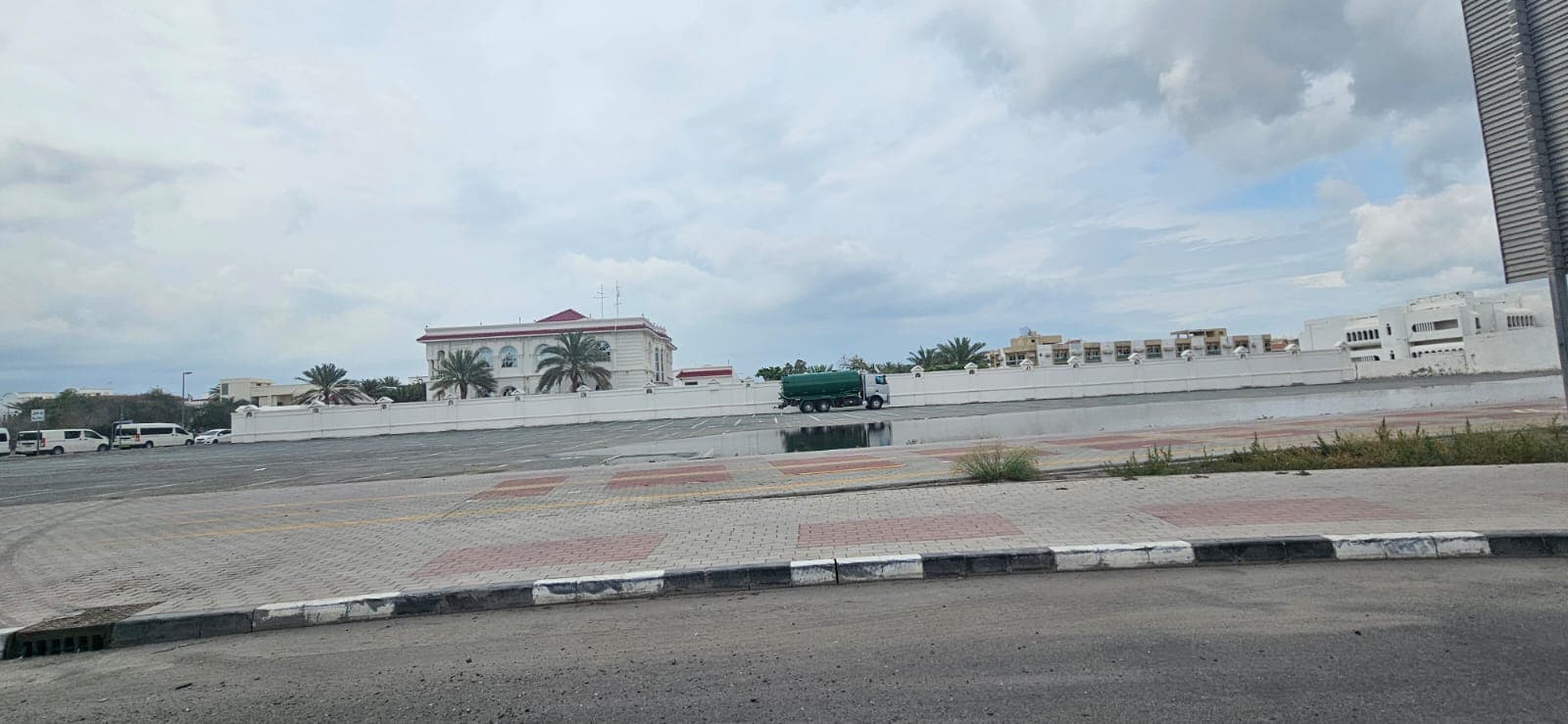 Dubai Abu hail parking