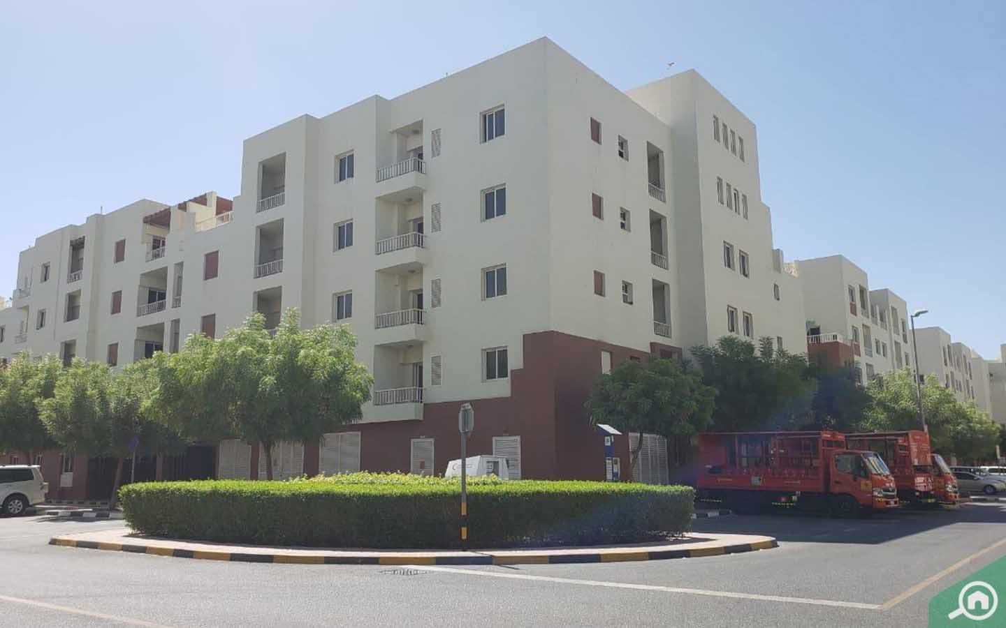 Parking available at Al Khail Gate, Phase1, Al Quoz