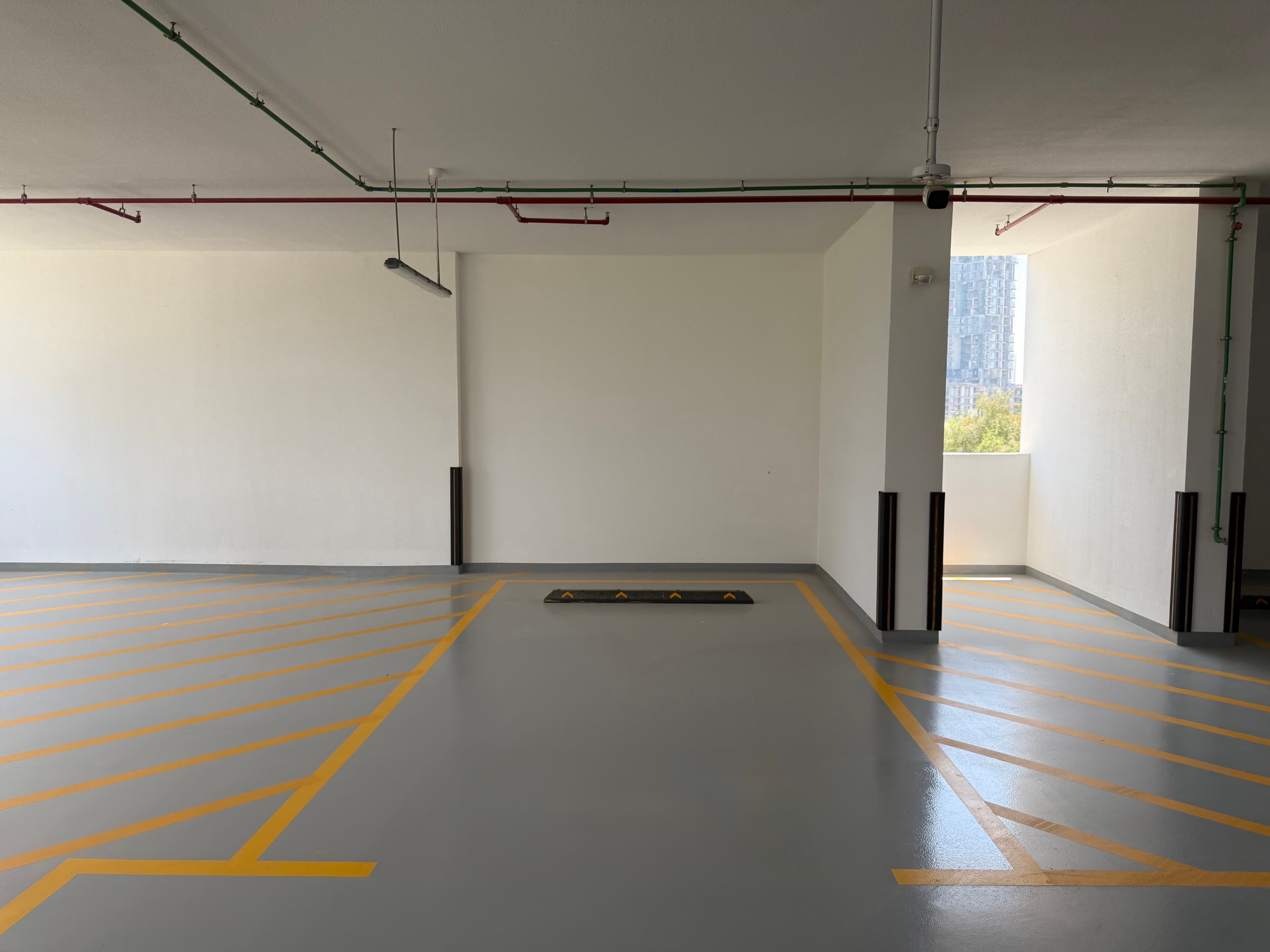 Covered parking in JVC for short / long term rent, District 14, near Five