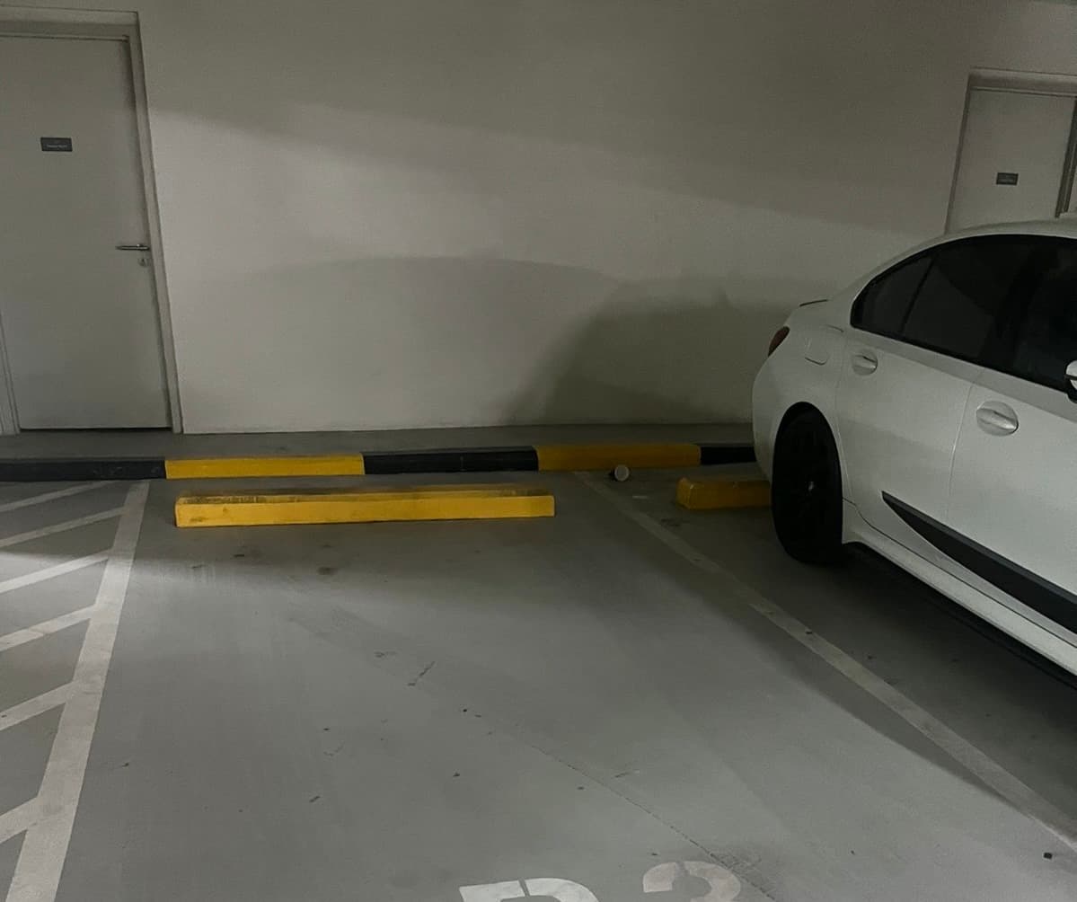 Covered Parking in Downtown Dubai, close to Dubai Mall and Opera