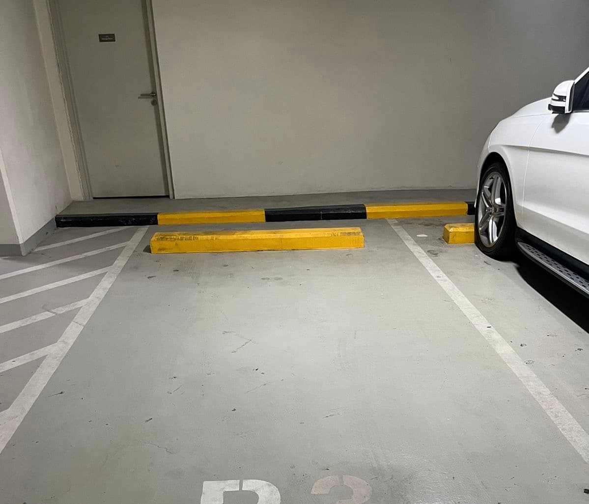 Covered Parking in Downtown Dubai, close to Dubai Mall and Opera