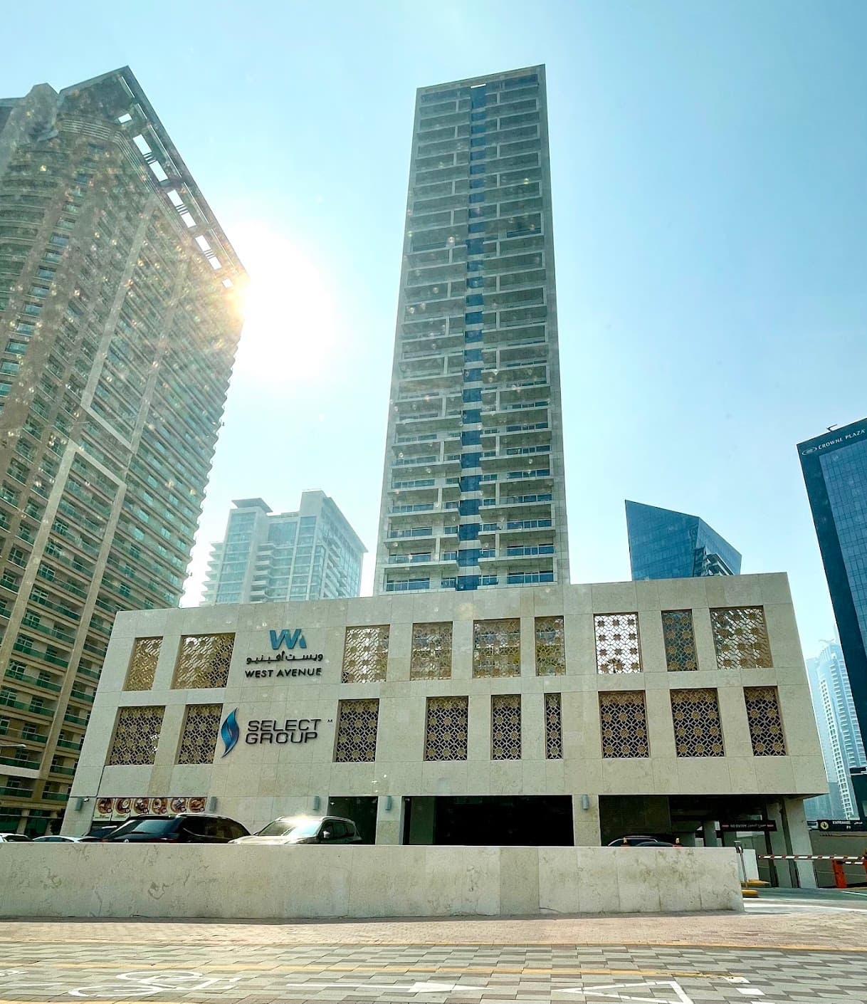 Covered space in Dubai Marina
