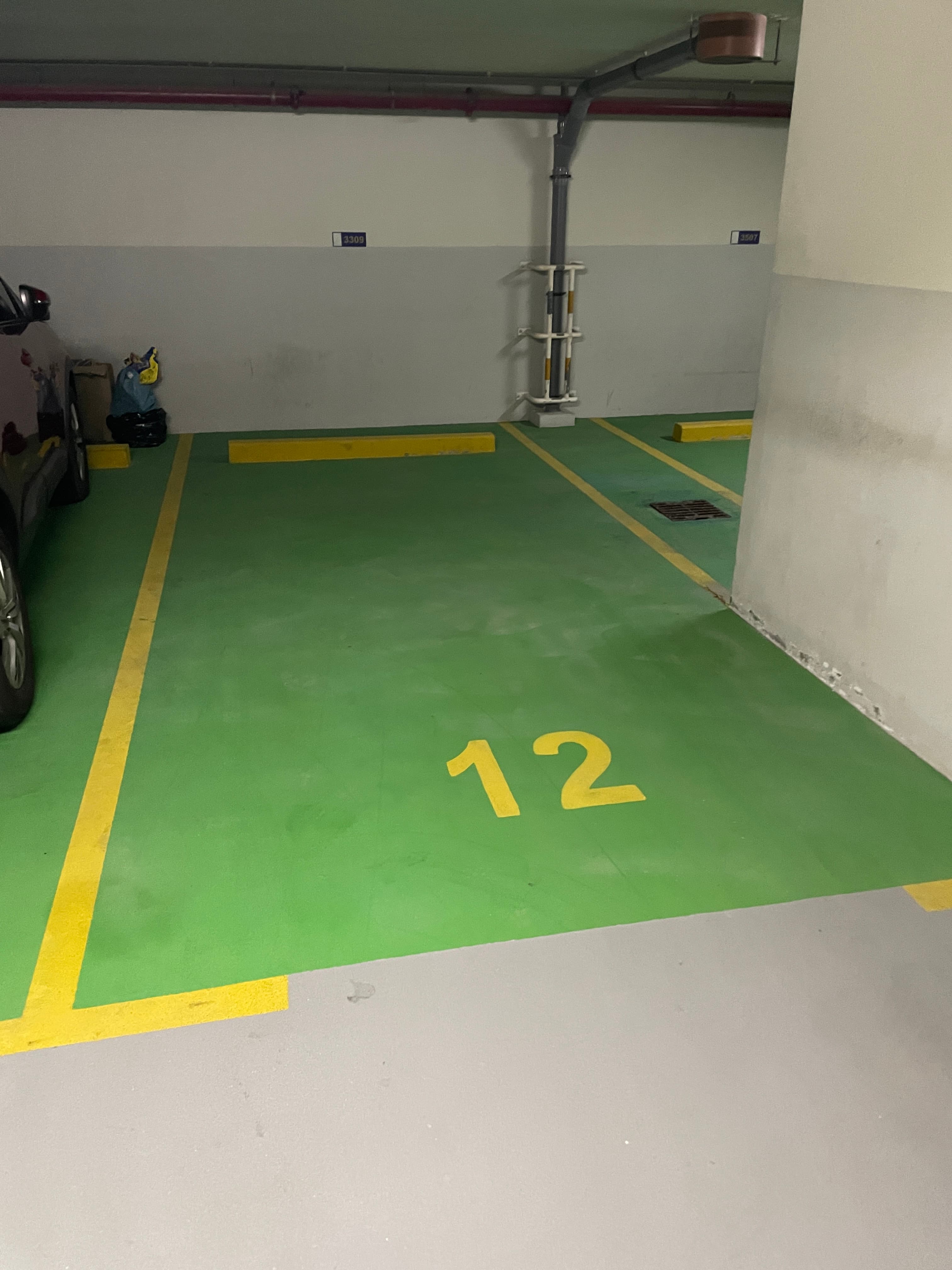 Covered Space in Dubai Marina